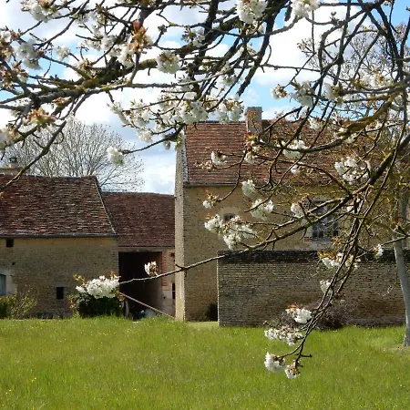 בית נופש Le Prieure Et La Foret *