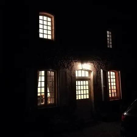 בית נופש Le Prieure Et La Foret Louvagny