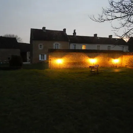 Le Prieure Et La Foret בית נופש Louvagny